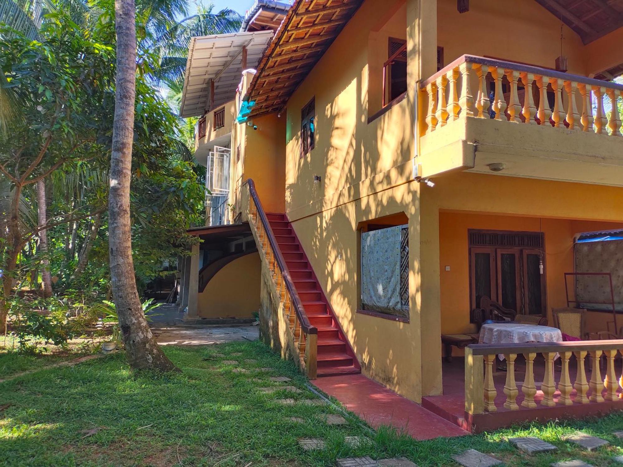 Brinkhouse Guesthouse , Unawatuna Beach Eksteriør billede