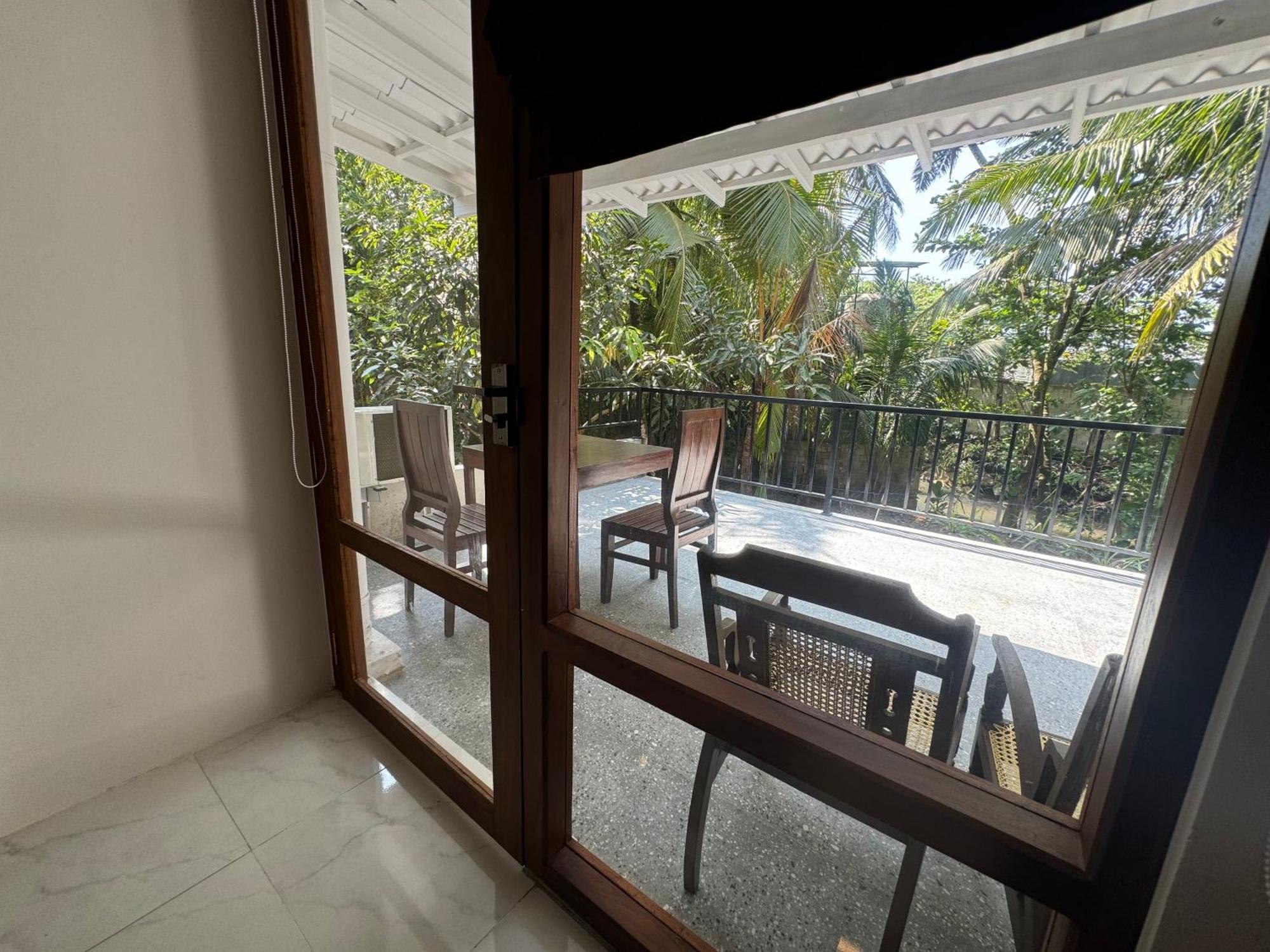 Brinkhouse Guesthouse , Unawatuna Beach Eksteriør billede
