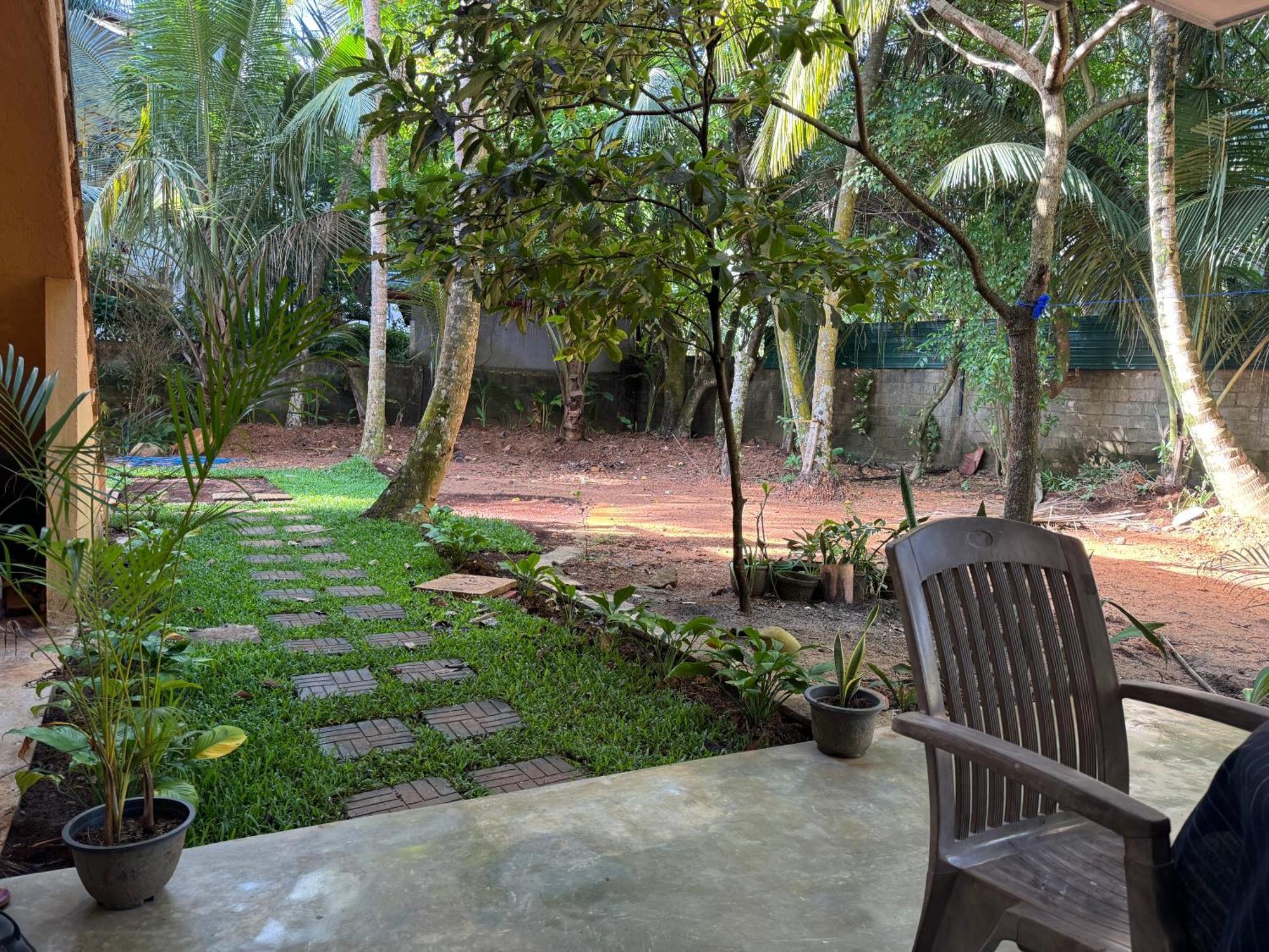 Brinkhouse Guesthouse , Unawatuna Beach Eksteriør billede