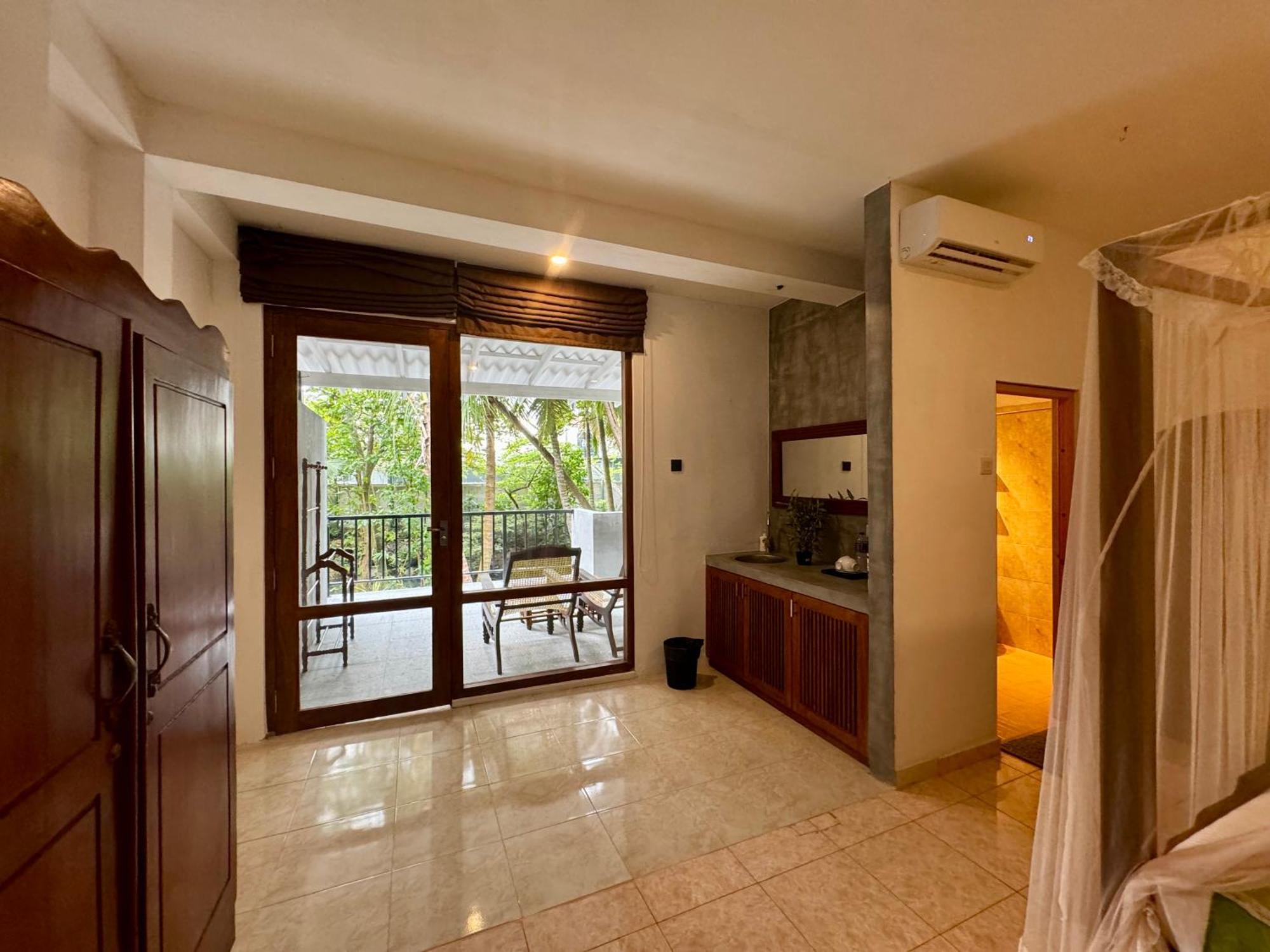 Brinkhouse Guesthouse , Unawatuna Beach Eksteriør billede