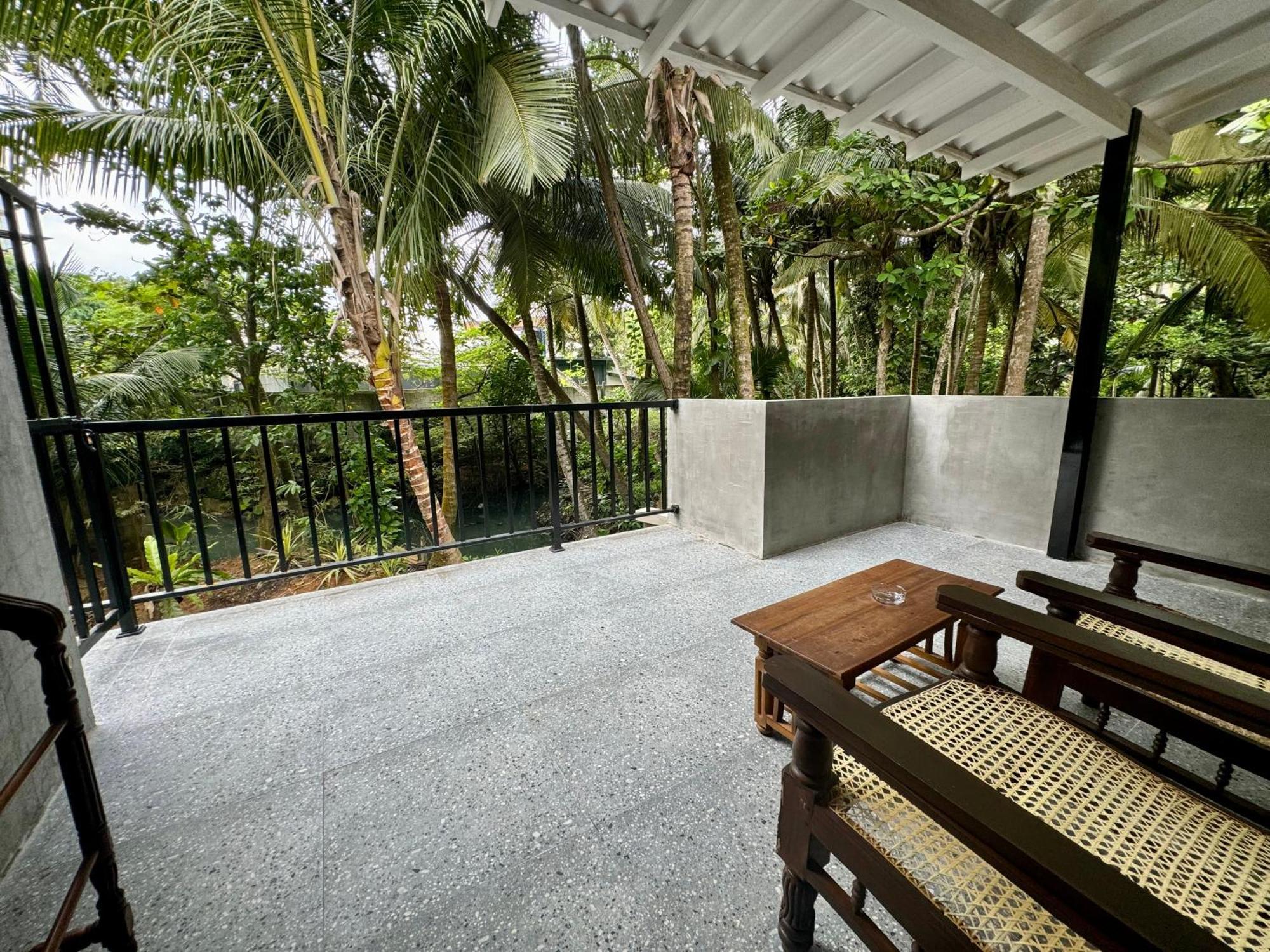 Brinkhouse Guesthouse , Unawatuna Beach Eksteriør billede