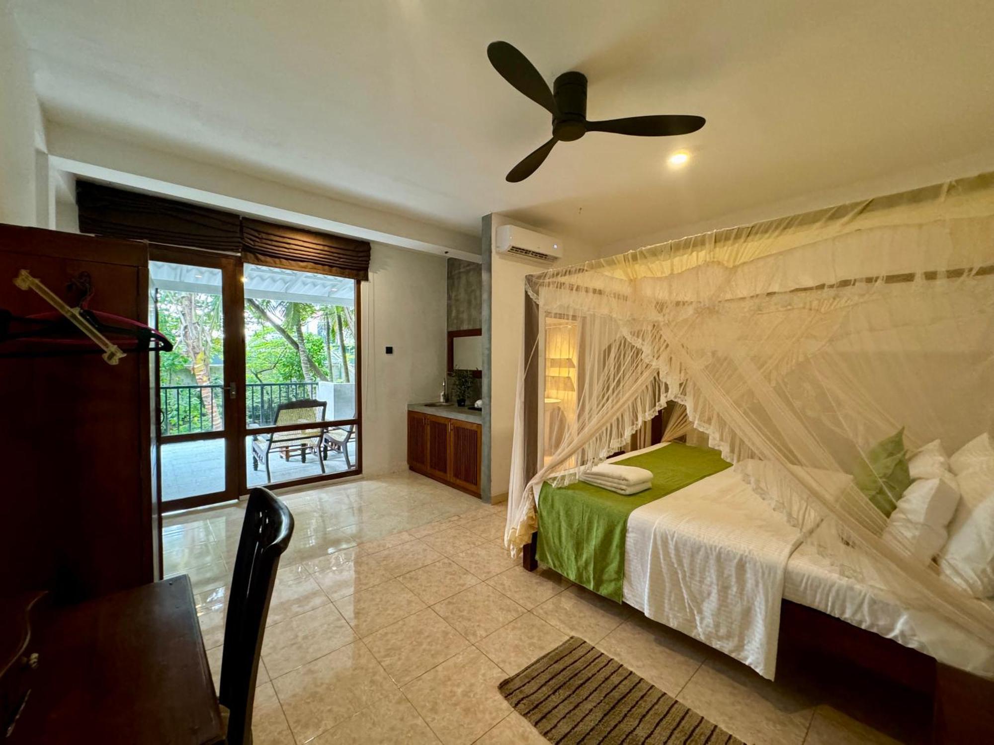 Brinkhouse Guesthouse , Unawatuna Beach Eksteriør billede