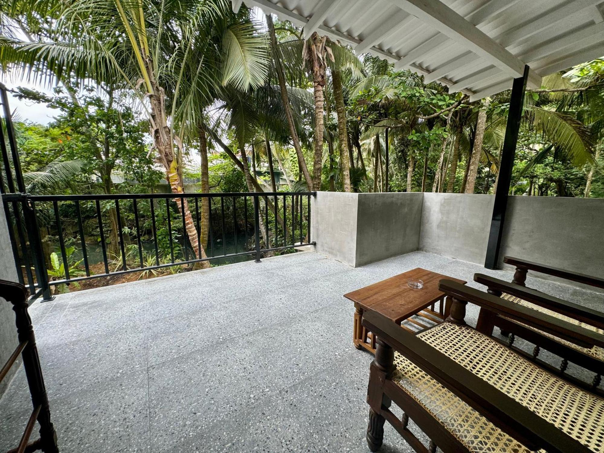 Brinkhouse Guesthouse , Unawatuna Beach Eksteriør billede